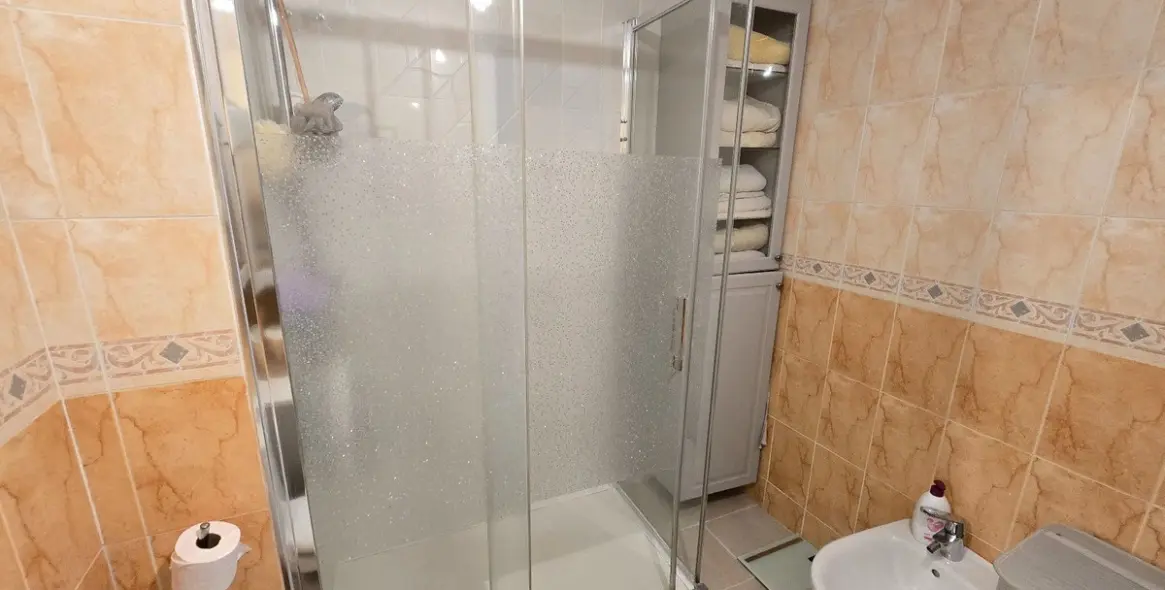 Sale of ground floor apartment in Torremolinos 16