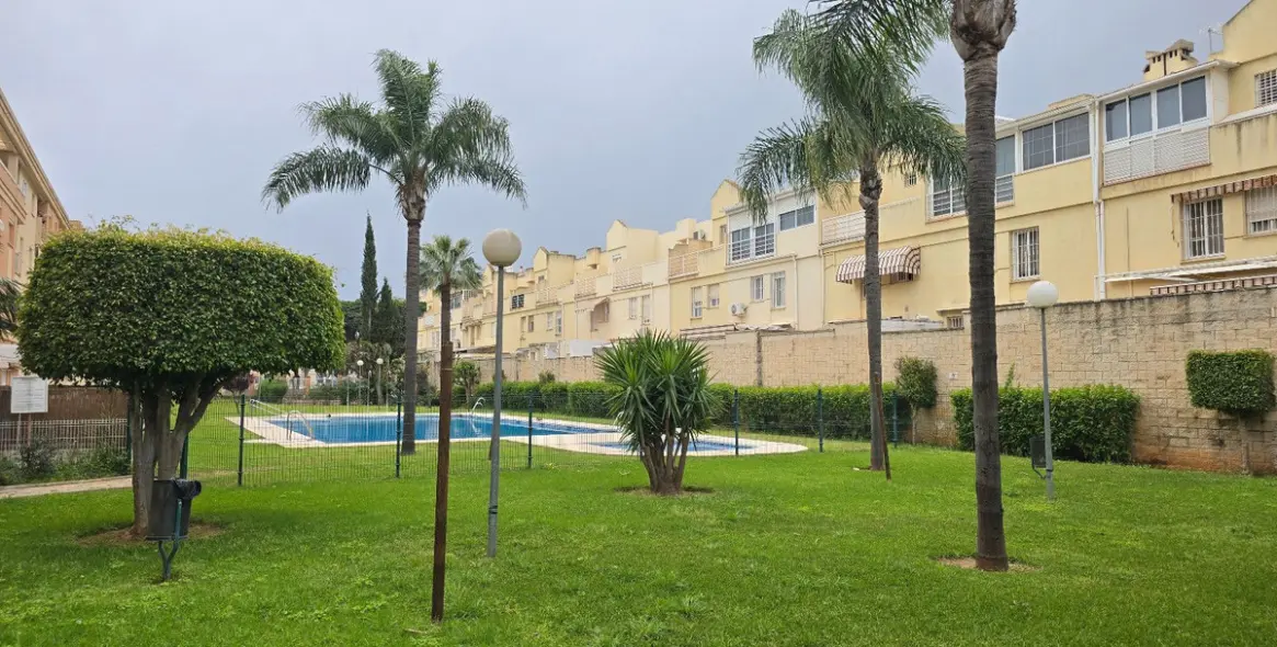 Sale of ground floor apartment in Torremolinos 38