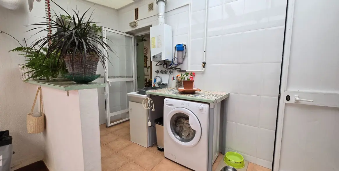 Sale of ground floor apartment in Torremolinos 43