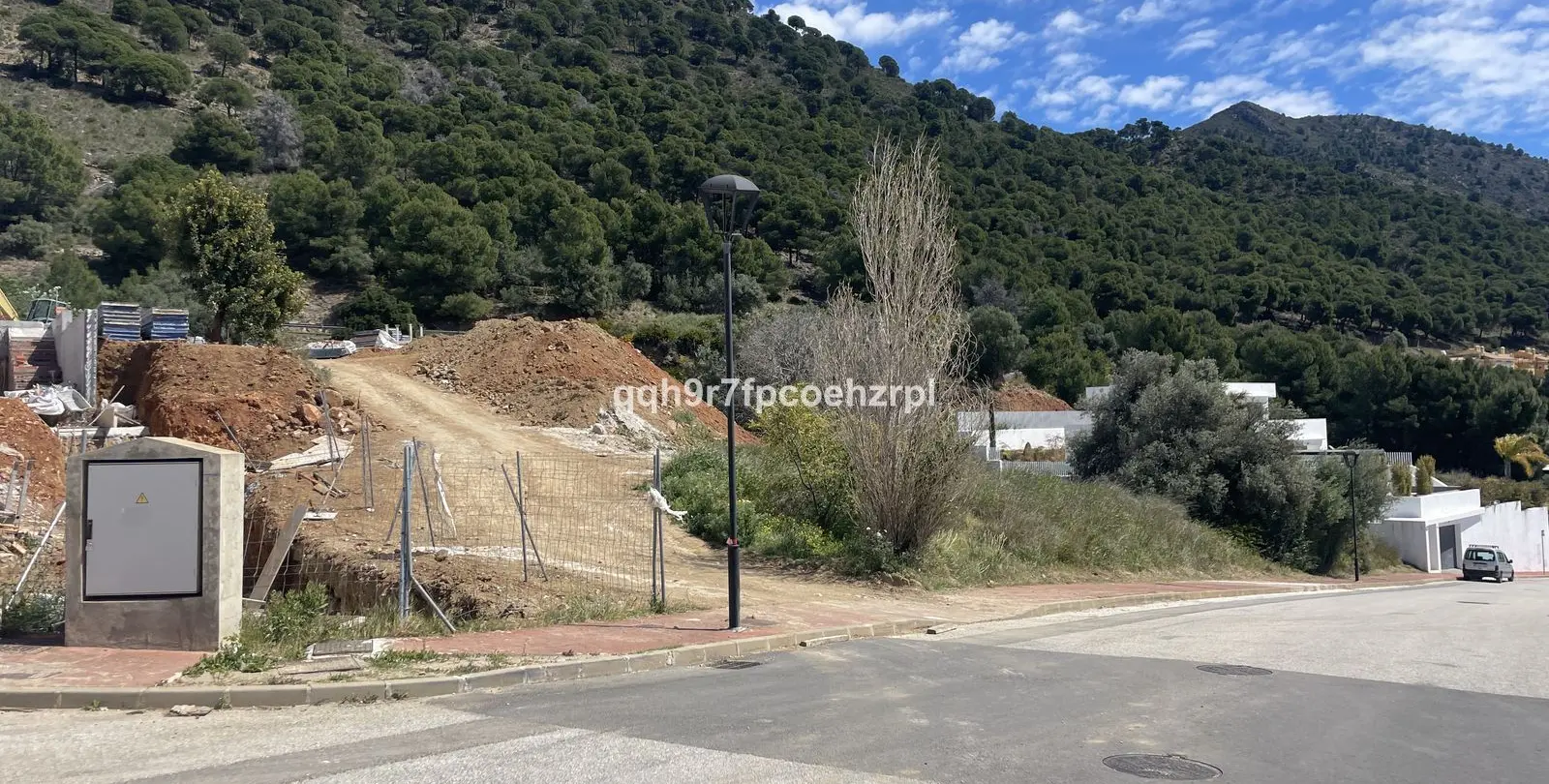 Продажа  жилого участка в Mijas 3