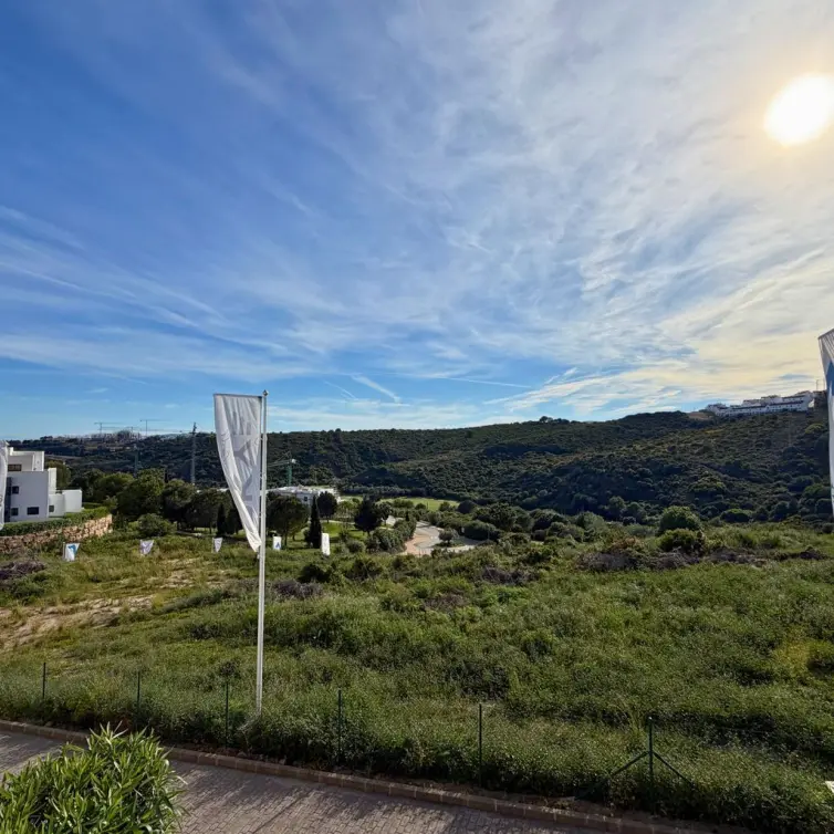 Venta de apartamento en planta media en Casares Playa