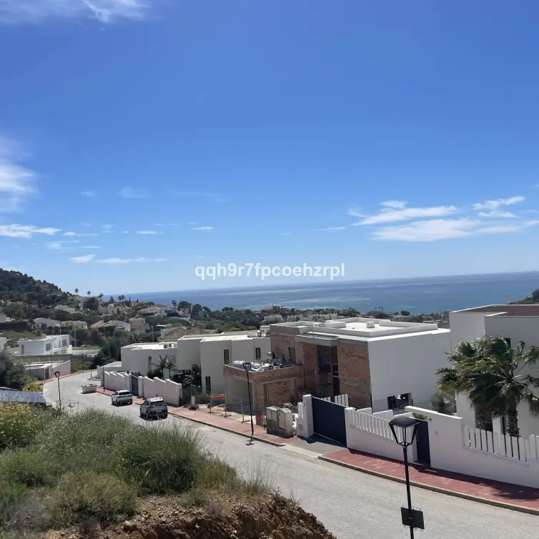 Продажа  жилого участка в Mijas