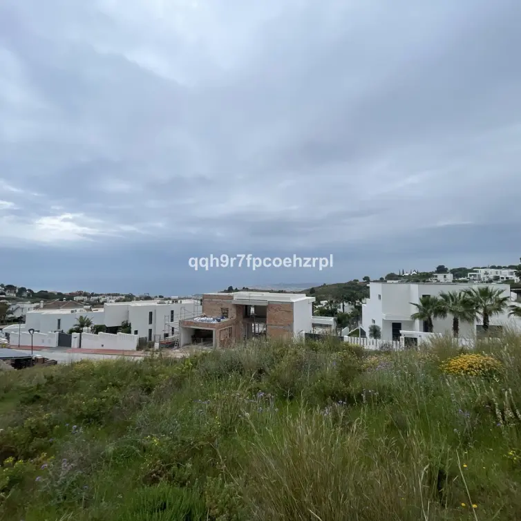 Продажа  жилого участка в Mijas