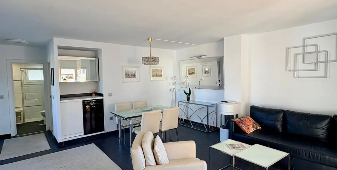 Venta de apartamento en planta media en Fuengirola 7