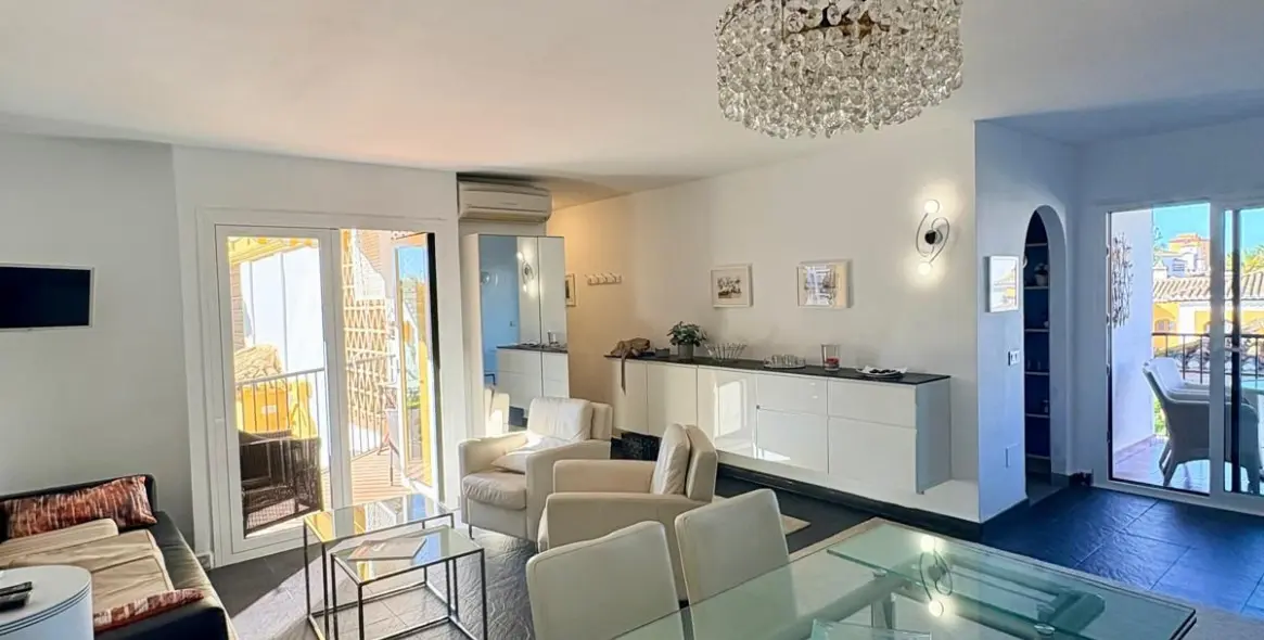 Venta de apartamento en planta media en Fuengirola 8