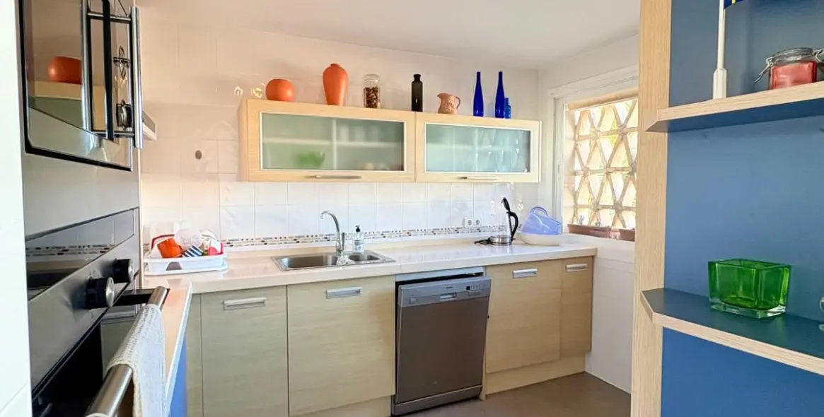 Venta de apartamento en planta media en Fuengirola 12