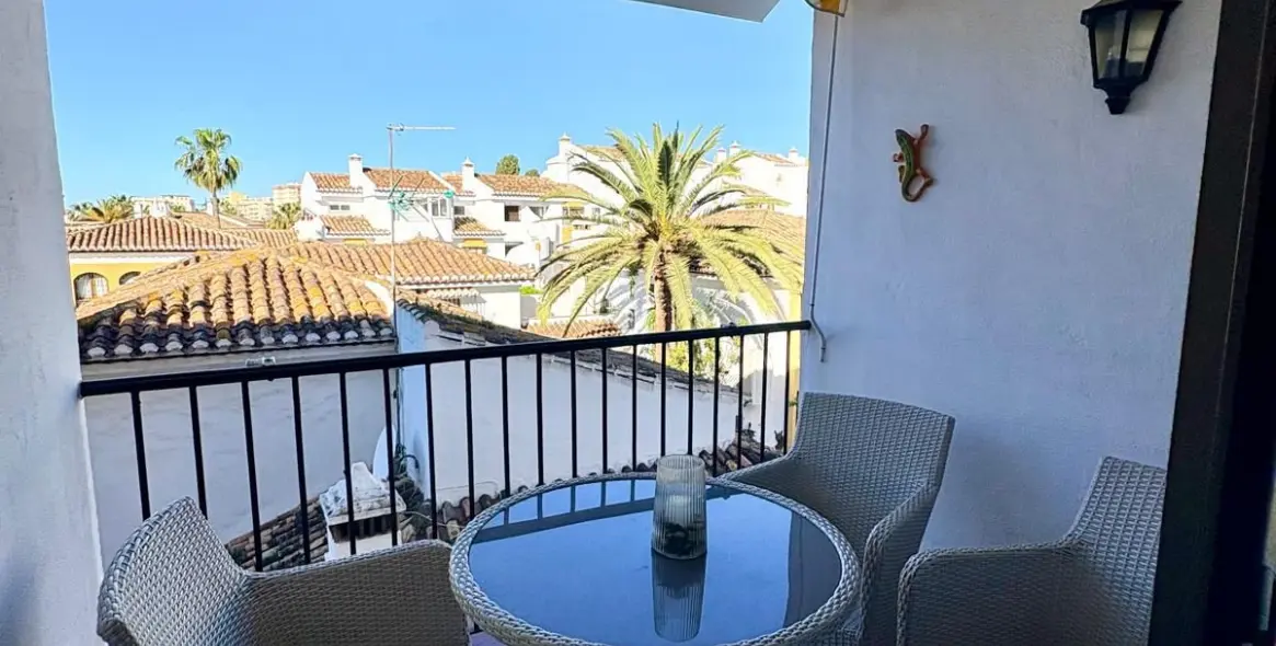 Venta de apartamento en planta media en Fuengirola 13