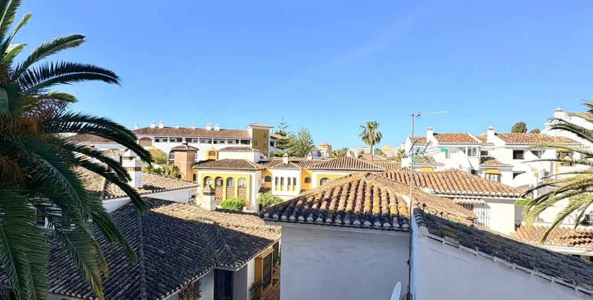 Venta de apartamento en planta media en Fuengirola 14
