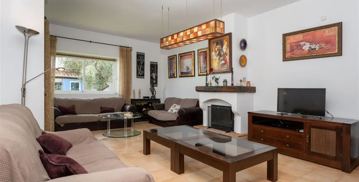 Sale of detached villa in Alhaurín el Grande 6