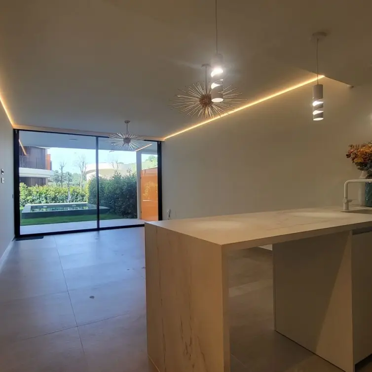 Sale of ground floor apartment in Higueron