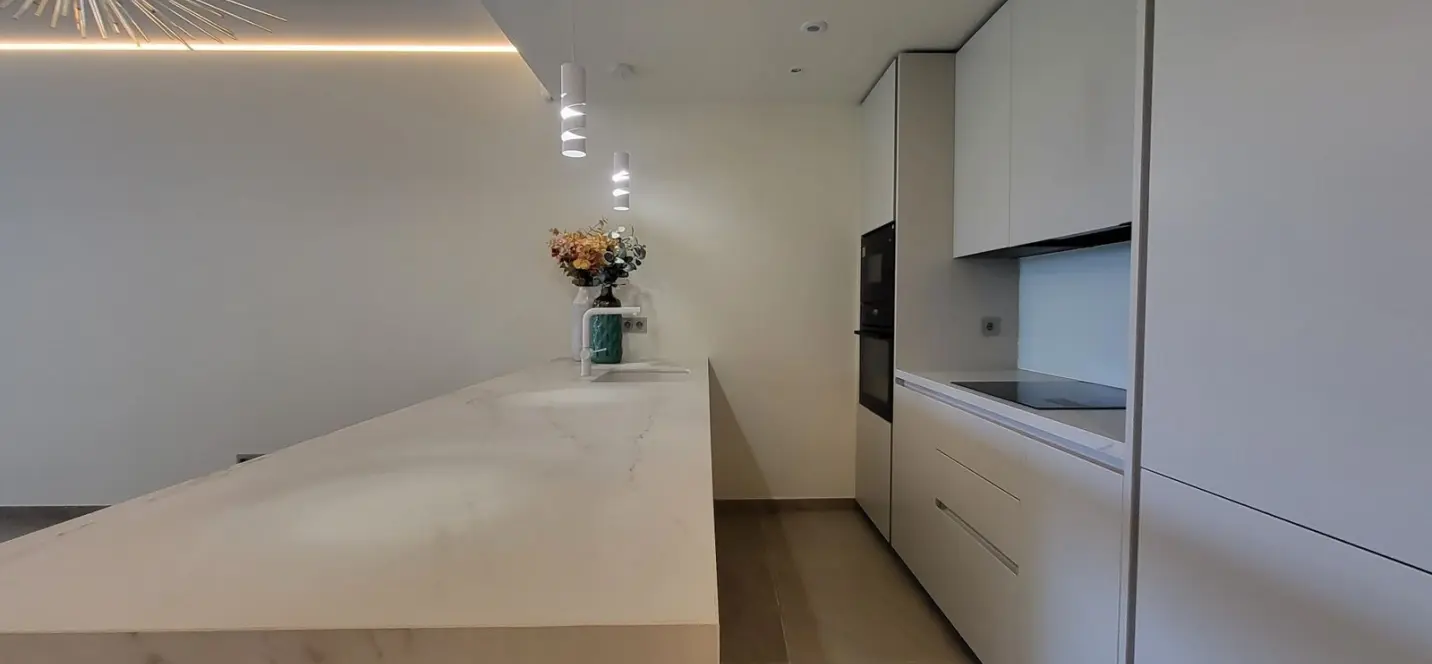 Sale of ground floor apartment in Higueron 2