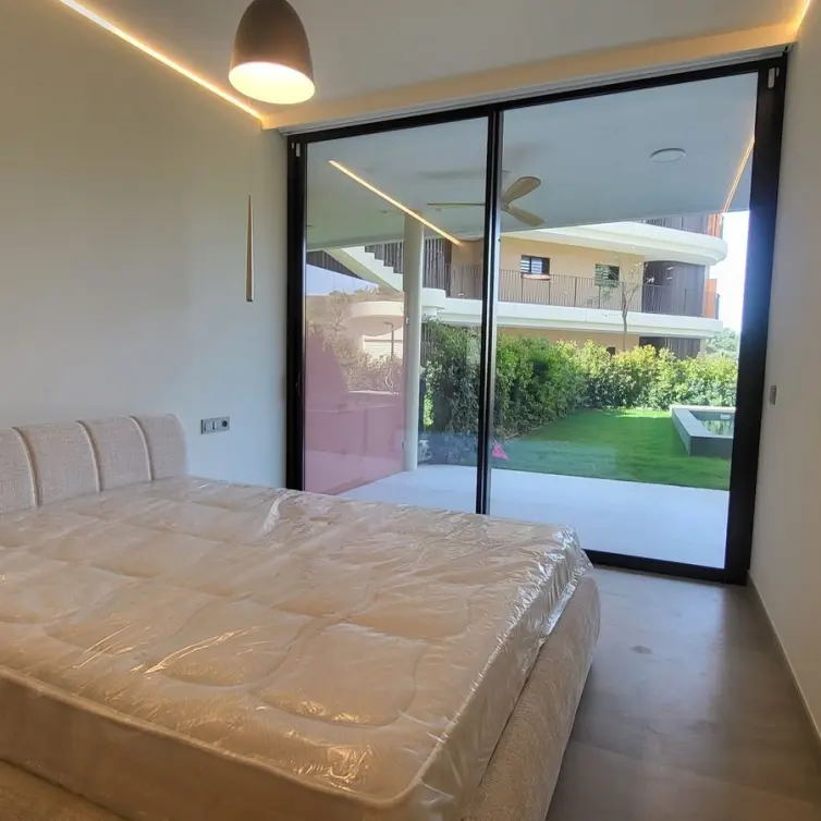 Sale of ground floor apartment in Higueron