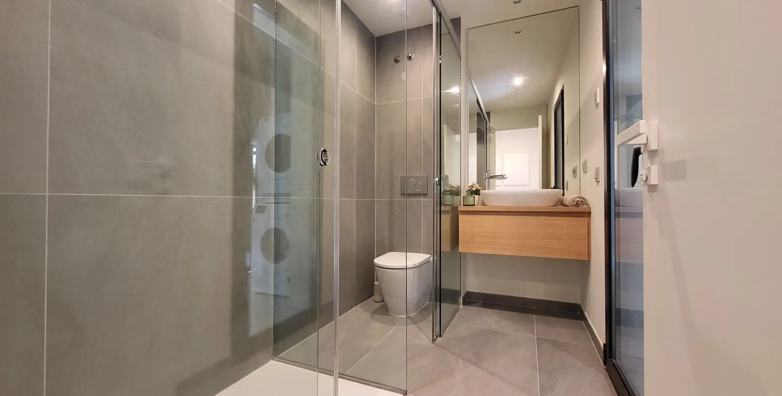 Venta de apartamento en planta baja en Higueron 9