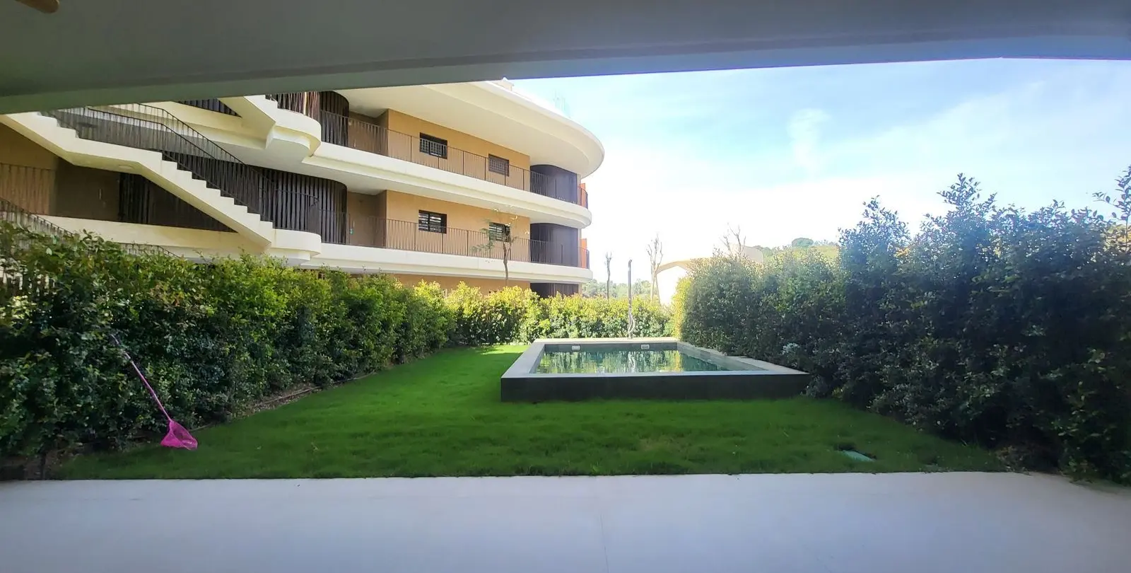 Venta de apartamento en planta baja en Higueron 14