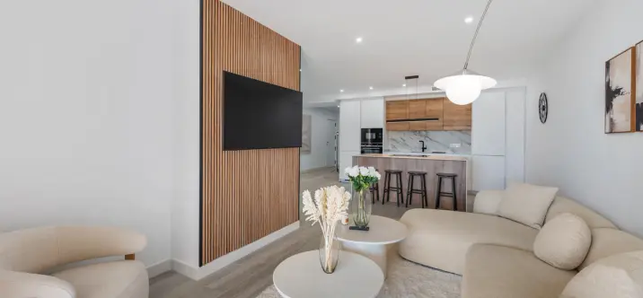 Sale of middle floor apartment in Nueva Andalucía 2