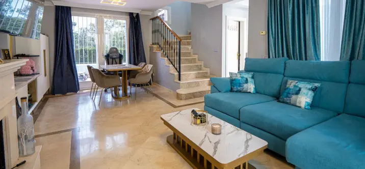 Продажа таунхауса в Nueva Andalucía 0