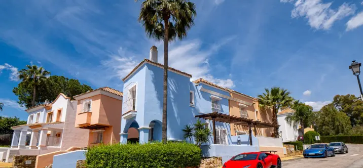 Продажа таунхауса в Nueva Andalucía 1