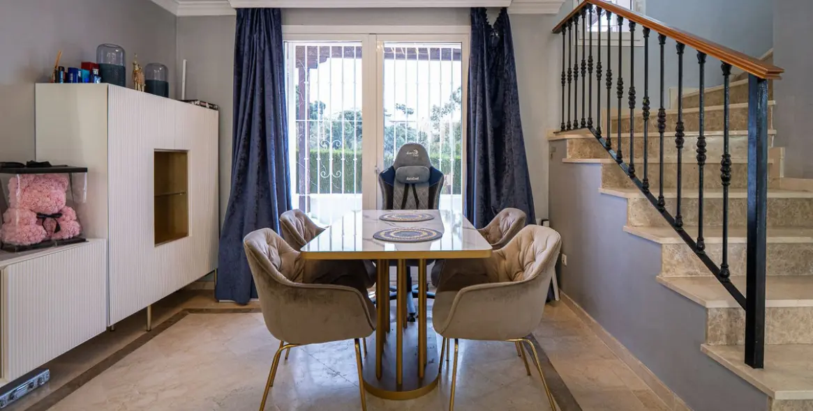 Продажа таунхауса в Nueva Andalucía 4