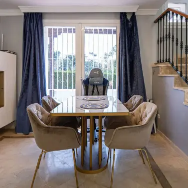 Продажа таунхауса в Nueva Andalucía