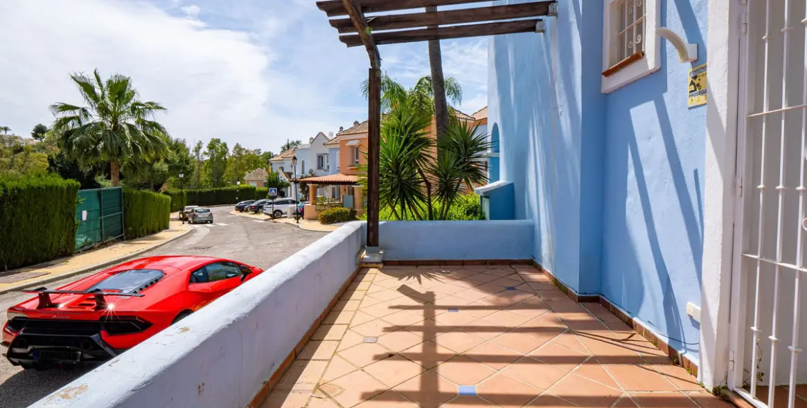 Продажа таунхауса в Nueva Andalucía 25