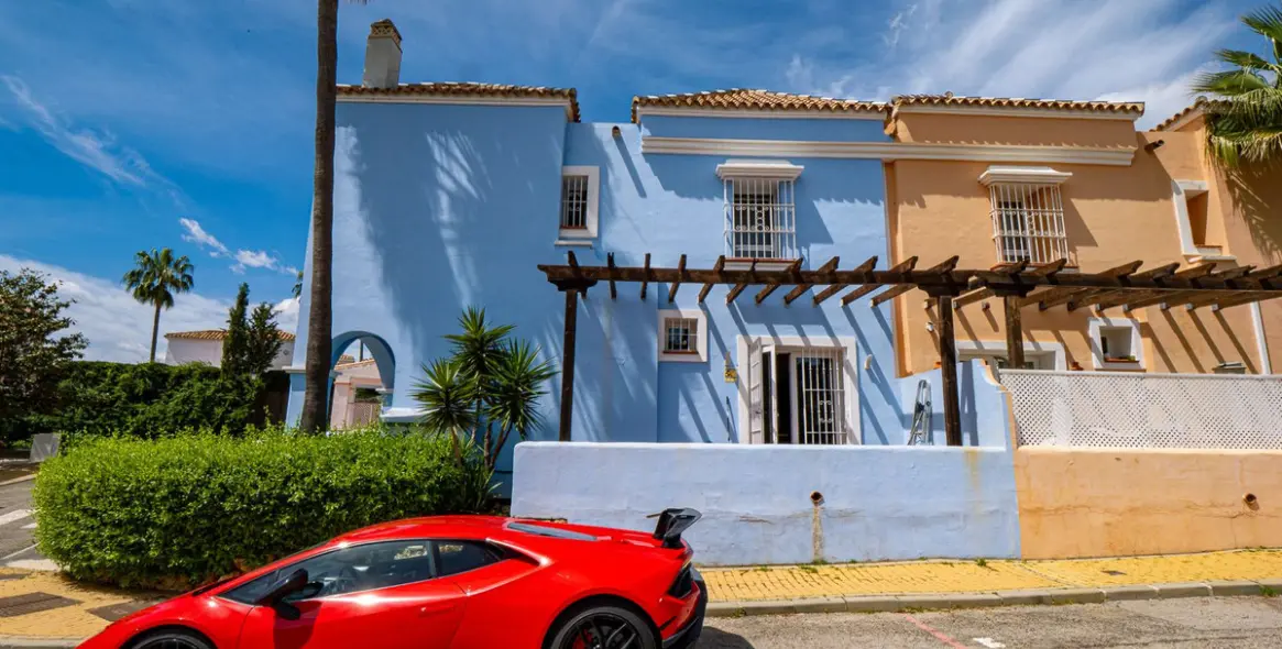 Продажа таунхауса в Nueva Andalucía 26