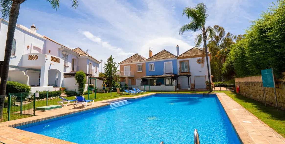 Продажа таунхауса в Nueva Andalucía 35