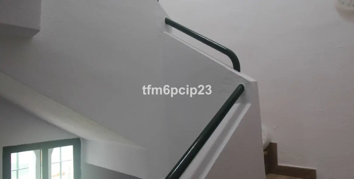 Продажа дома на две семьи в Casares Playa 28