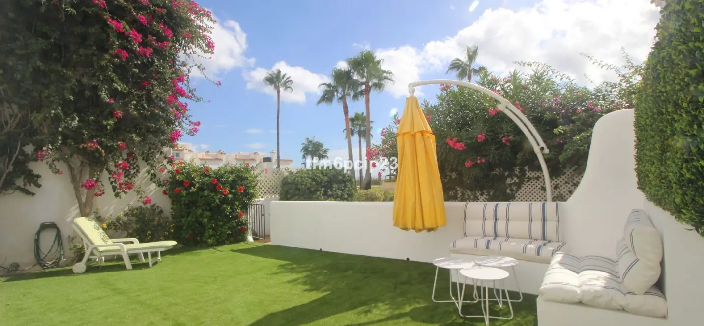 Venta de casa pareada en Casares Playa 0