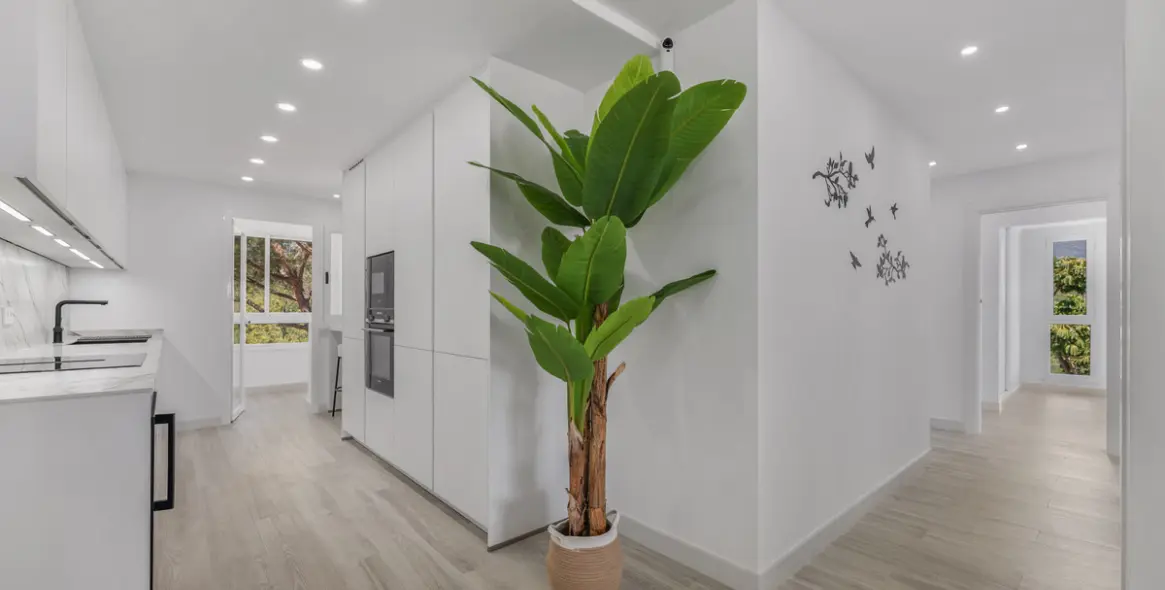 Продажа апартаментов на среднем этаже в Benahavís 9