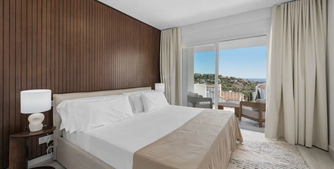 Продажа апартаментов на среднем этаже в Benahavís 10