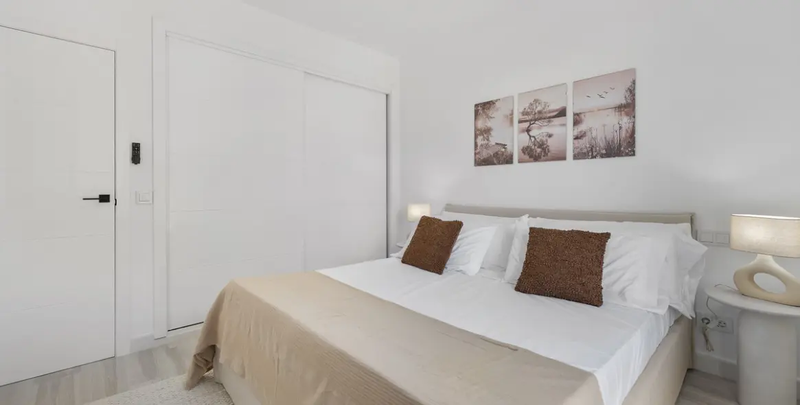 Продажа апартаментов на среднем этаже в Benahavís 17