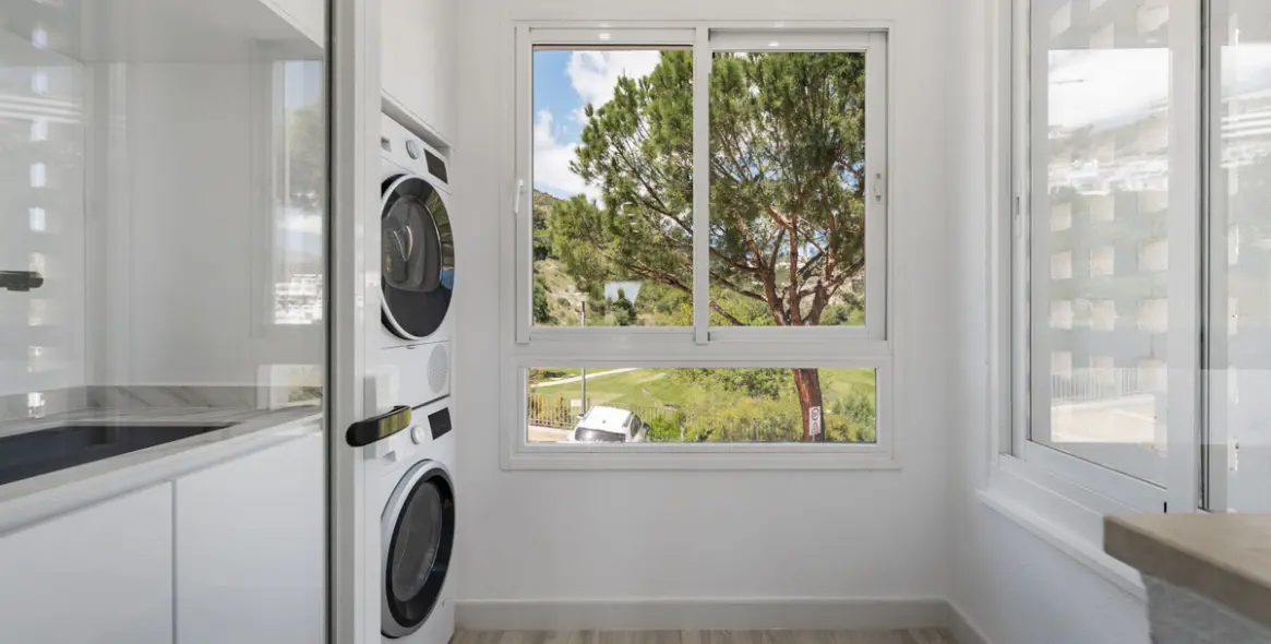 Продажа апартаментов на среднем этаже в Benahavís 26