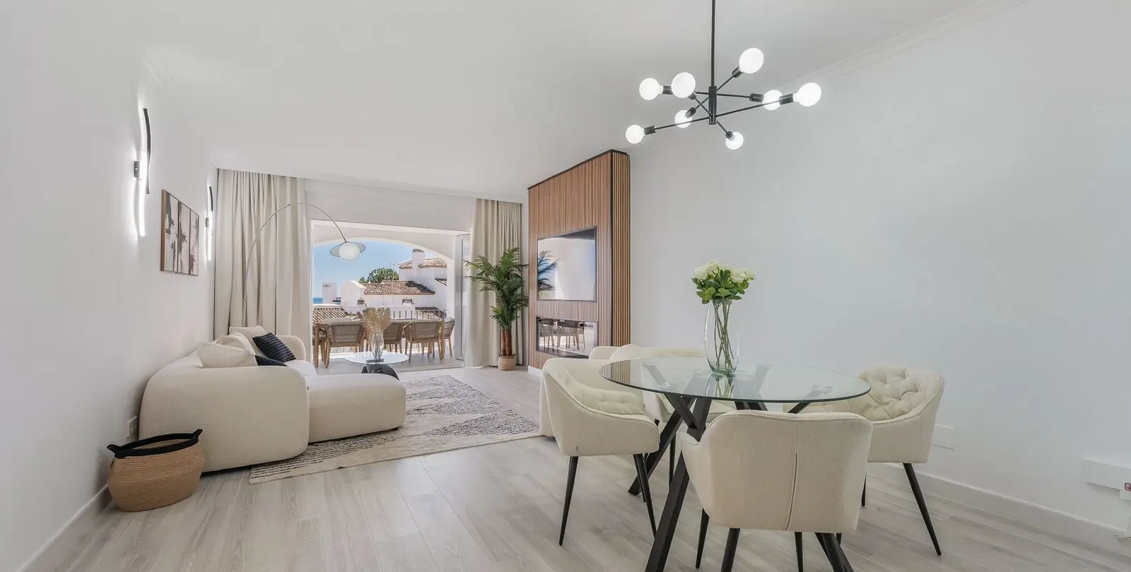 Sale of middle floor apartment in Benahavís 5