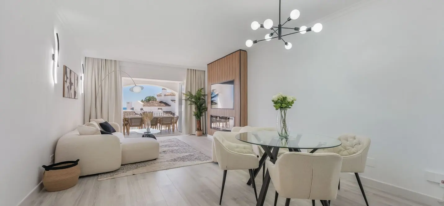 Venta de apartamento en planta media en Benahavís 4