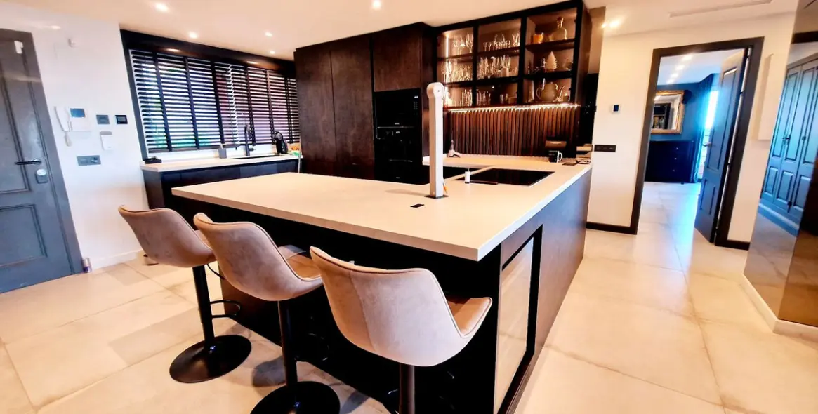 Продажа апартаментов на среднем этаже в Marbella 22