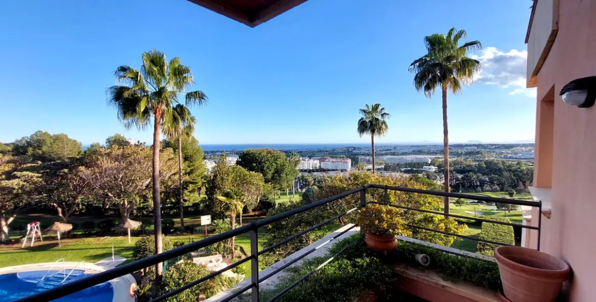 Продажа апартаментов на среднем этаже в Marbella 26