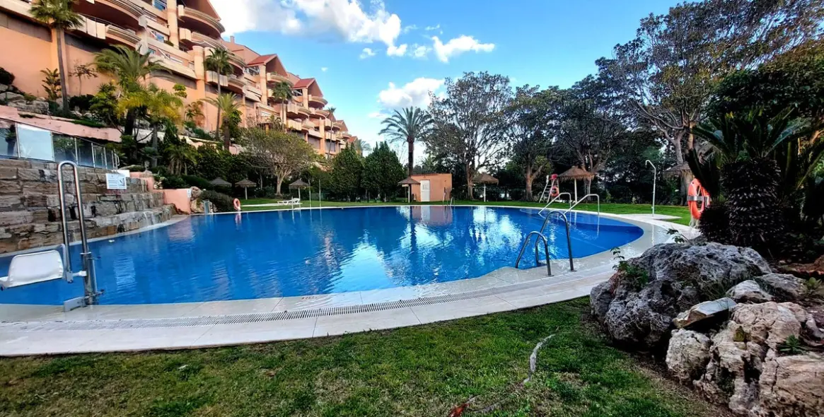 Продажа апартаментов на среднем этаже в Marbella 30