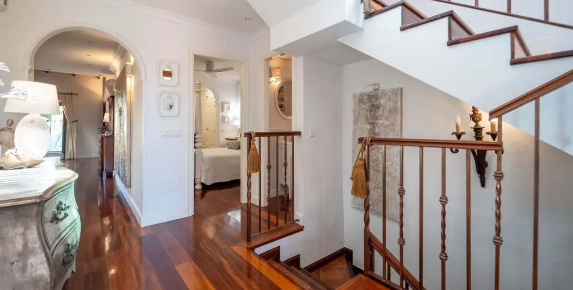 Продажа  отдельно стоящей виллы в Mijas Costa 21