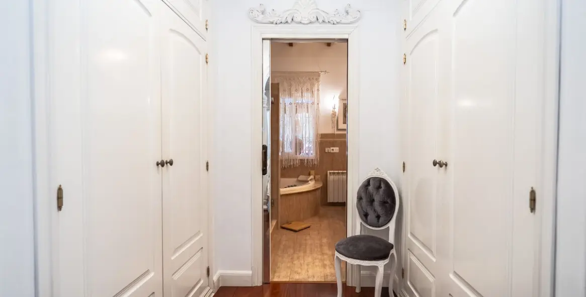 Продажа  отдельно стоящей виллы в Mijas Costa 25