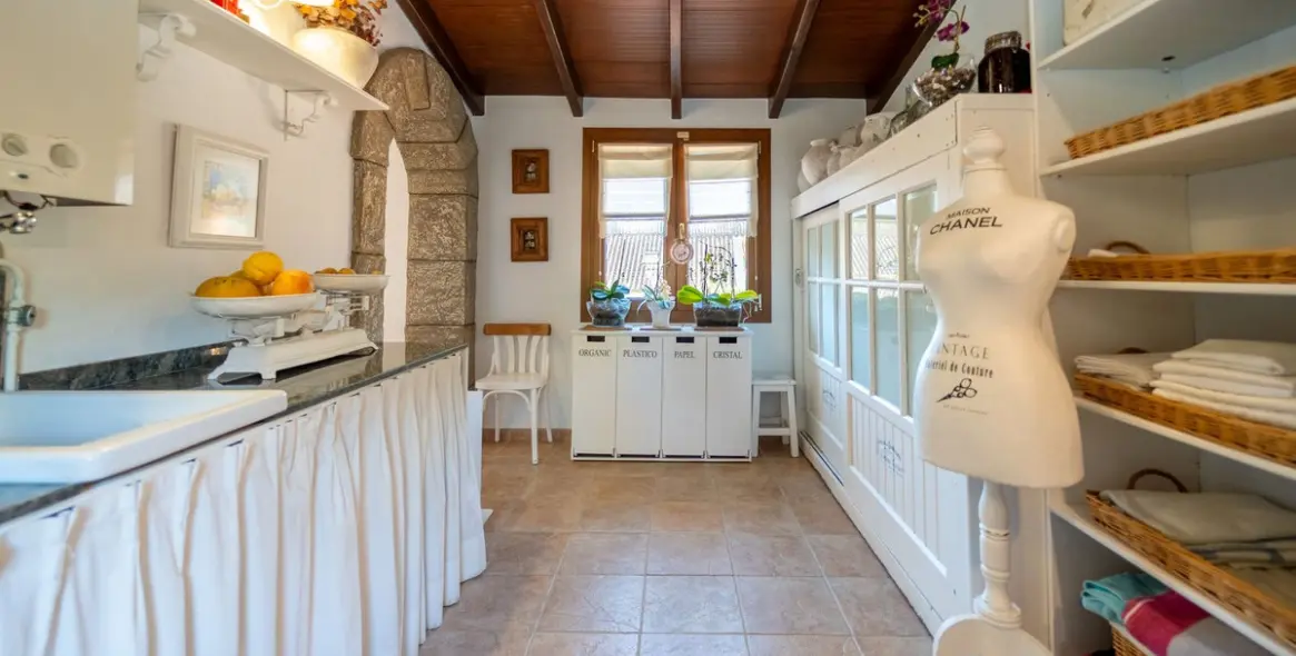 Продажа  отдельно стоящей виллы в Mijas Costa 34