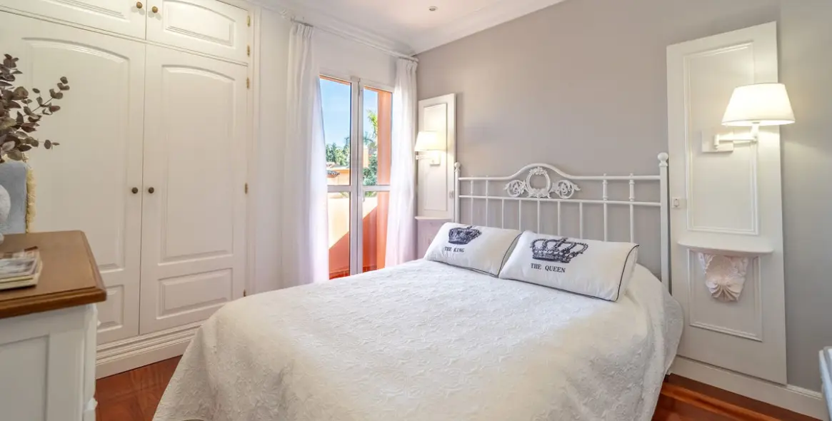 Продажа  отдельно стоящей виллы в Mijas Costa 48