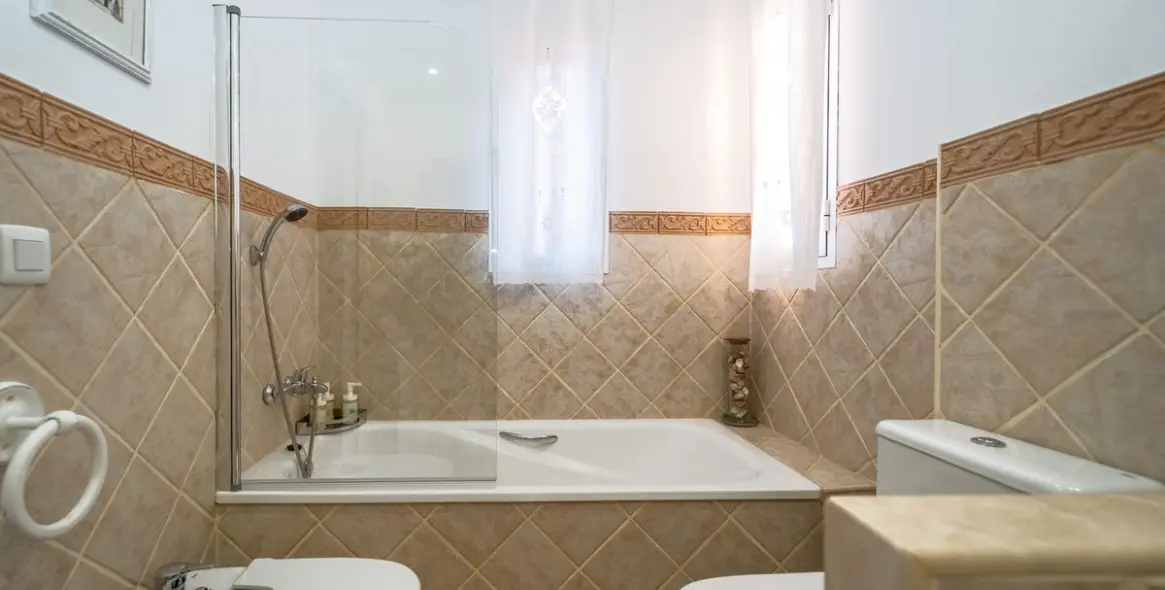 Продажа  отдельно стоящей виллы в Mijas Costa 57