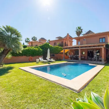 Venta de villa independiente en Mijas Costa