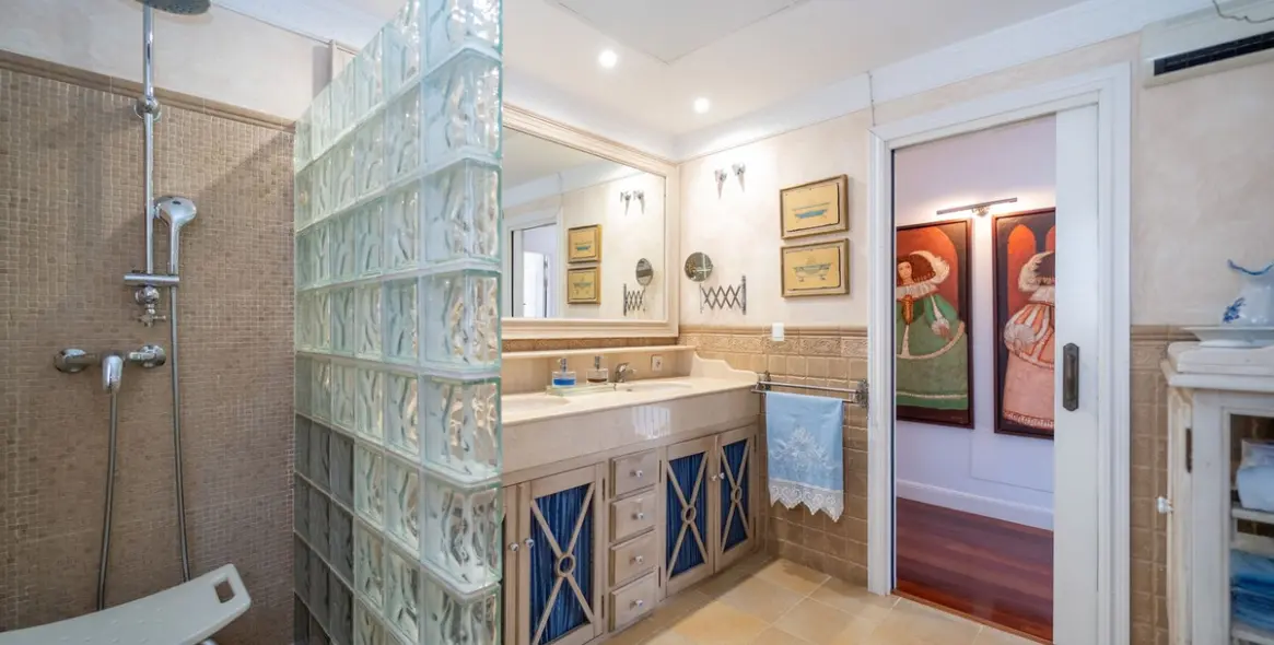 Venta de villa independiente en Mijas Costa 44