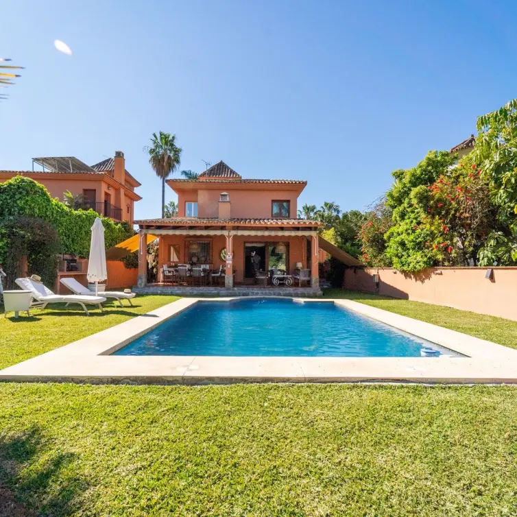 Sale of detached villa in Mijas Costa