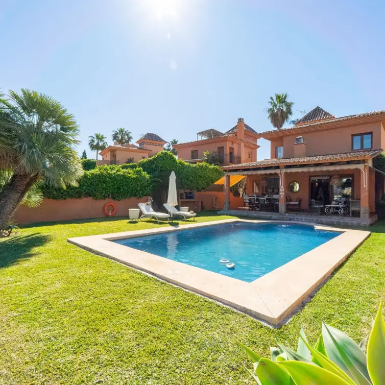 Sale of detached villa in Mijas Costa