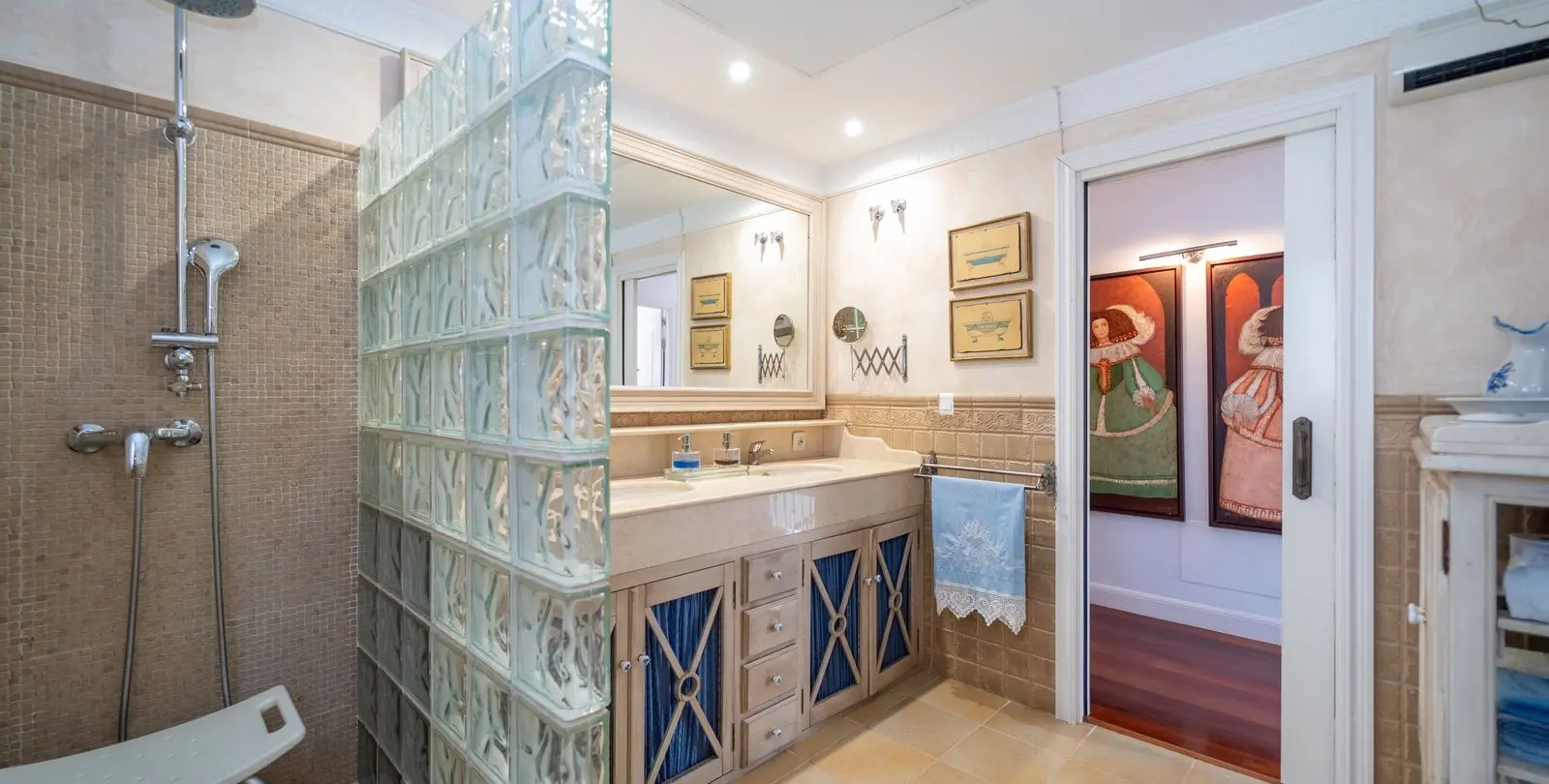 Venta de villa independiente en Mijas Costa 44