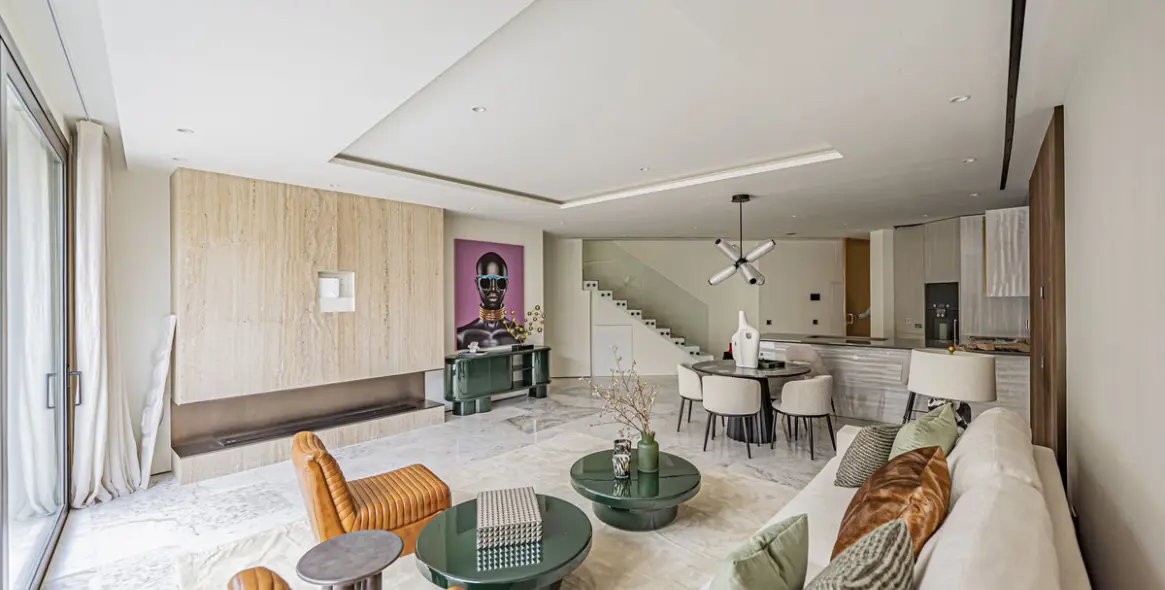 Продажа апартаментов на первом этаже в The Golden Mile 2