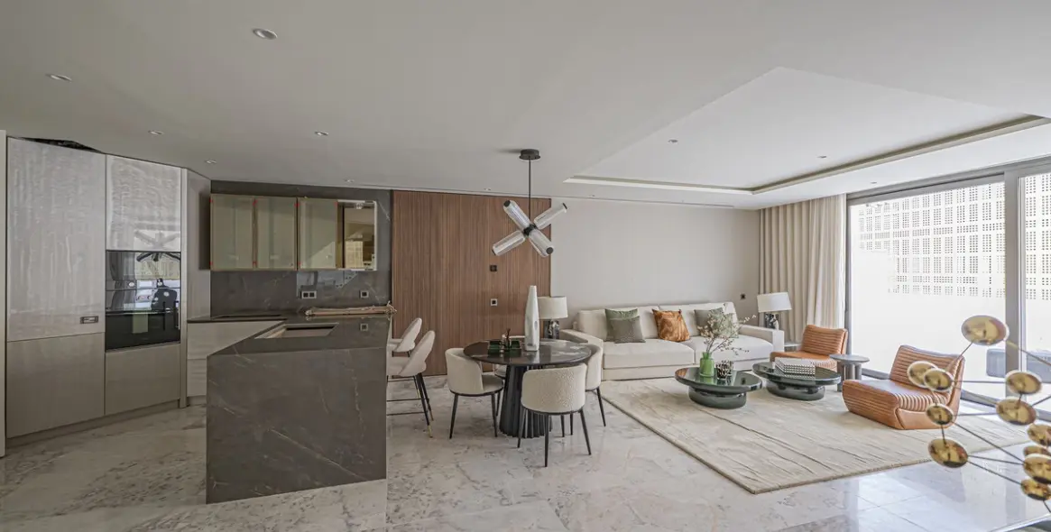 Продажа апартаментов на первом этаже в The Golden Mile 6