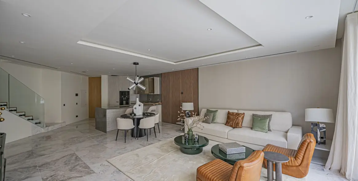 Продажа апартаментов на первом этаже в The Golden Mile 9